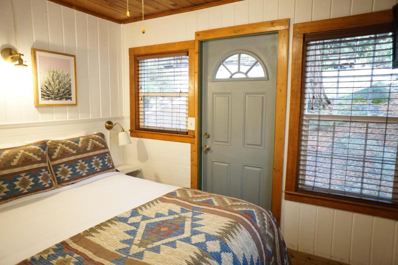 Shaver Lake Village Hotel Kültér fotó